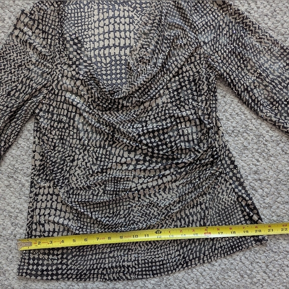 Elegant Women's (Size Large) Black & Tan Cowl Neck Rouched Shimmering Blouse/Top - Picture 14 of 16